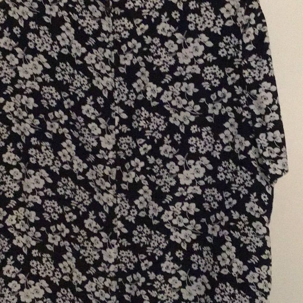 Dress - Picture 4 of 5